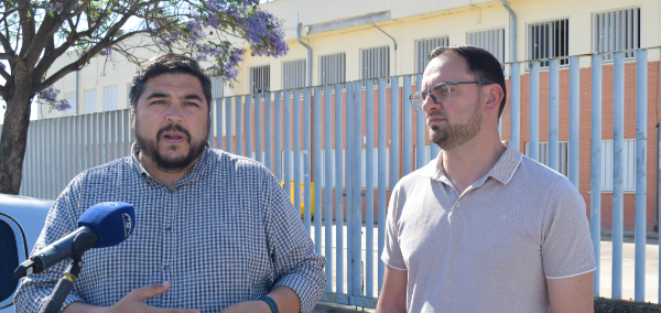 El Ayuntamiento de Los Palacios y Villafranca denuncia la falta de actuaciones de la Junta de Andalucía en el IES Joaquín Romero Murube  